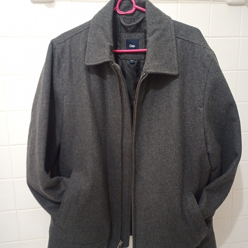 Gap charcoal winter jacket size Large.